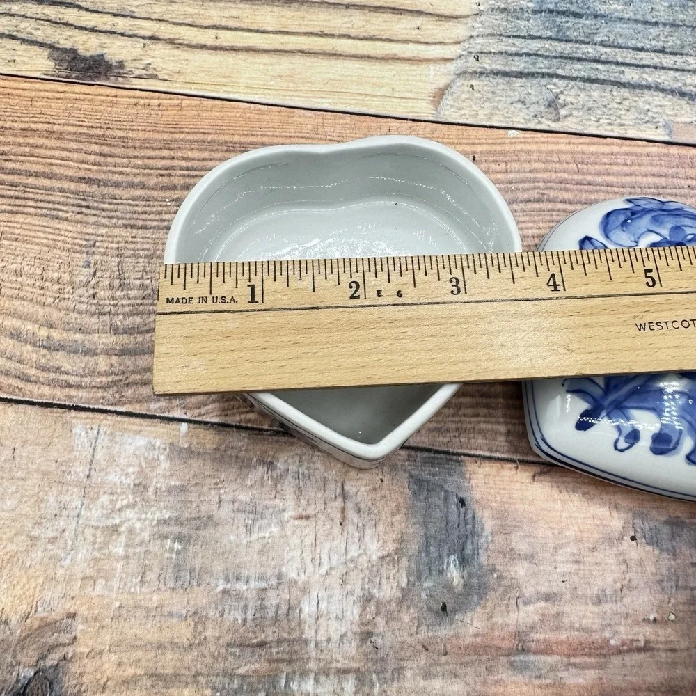 Vintage Blue White Chinoiserie Heart Lidded Flower Trinket Dish Ring Grandmacore